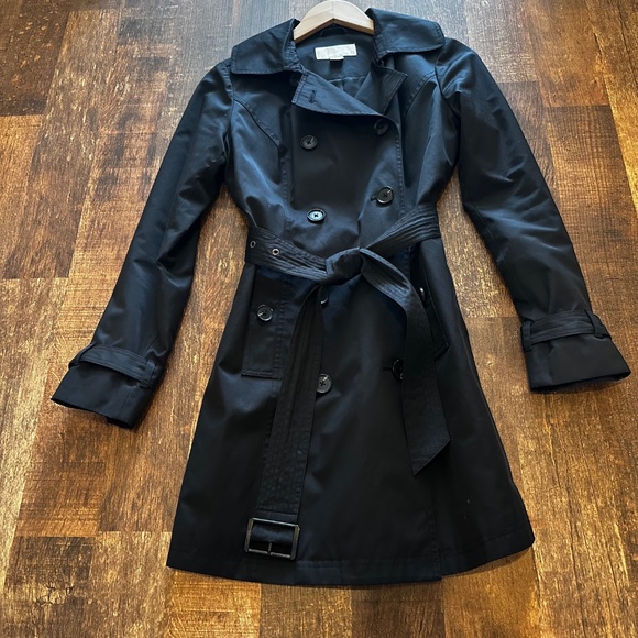 Women's Michael Kors Trench Coat - Picture 2 of 4